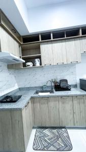 Light-Filled Studio with Serene Ambiance