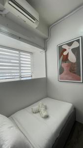 Romantic 2BR Haven with Gentle Lighting