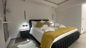 Coco Noir Luxury Villa