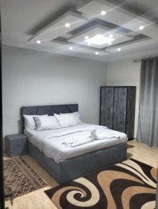 Pyramids High View Inn