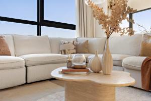 Silkhaus Vacation Homes Luxe 3BR and Maid Room with Private Beach in Reem Island