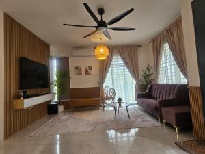 Villa Zuhaira homestay