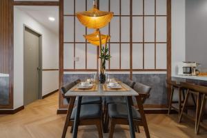 Ancestry 3BR M Vertica MRT Access by RumaBnB