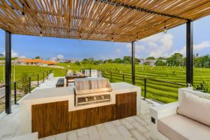 Lorena Rice field View 3 BR Private Pool Villa ZN346