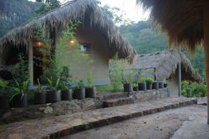 Whisper Point Eco Resort Diyaluma