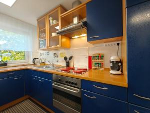 Modern Apartments Neuburg 29 - NEU - 2 Zimmer - 4 Separate Betten, Komfort, Top Ausgestattet, Smart TV, Wi-Fi