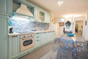 Villa Liliana - Ancora - Esclusivo con Accesso Diretto alla Spiaggia