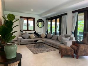 Contemporary 4-Bedroom Villa with Private Pool