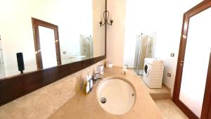 Villa Regina - Bastian