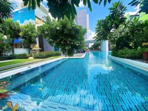 Minimal Condo At Ramkhamhaeng 64