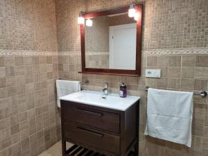 143A- Apto junto a la playa by R2R Consulting