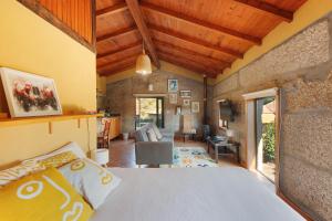 Casa de Andrães Loft Heras