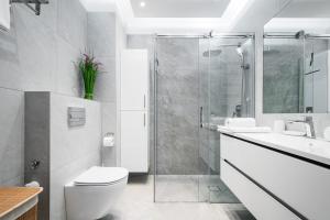 Szeligowska, Sun & Snow