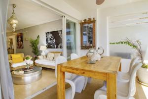 Playa Arenal Grupo Terra De Mar