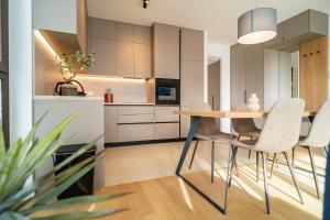 South&West Beach by Belmont Realty