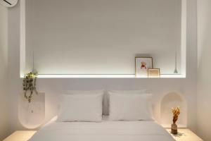 Stylish apartment in Petralona by BargainGreece