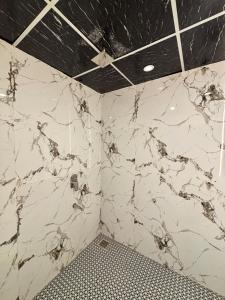 Vista Kove Flat - 212, Crown Mall