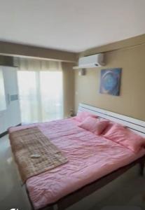 Rimhad Jomtien Beach Condominimum S1 Studio Beachfront