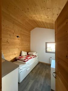 Ski-in ski-out duplex