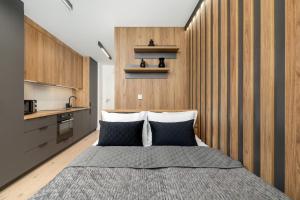 Klimatyzowane Studio dla Dwóch Osób Praca Zdalna by Noclegi Renters