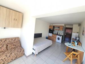 A 100m de la plage A5, etage 1