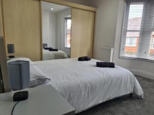 Pearce House-Brand New 3 bed-Sleeps 6-Garden