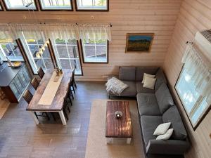 HolidayHome Kuukkelisalmi-fireplace, sauna, kota, hot tub, ski