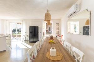 Casale degli Ulivi con piscina