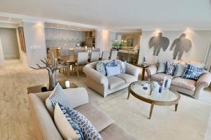 Bantry Place - Luxury Apartment