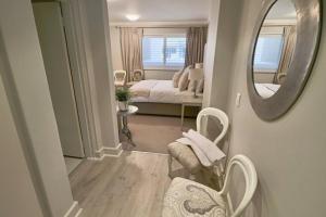 Bantry Place - Luxury Apartment