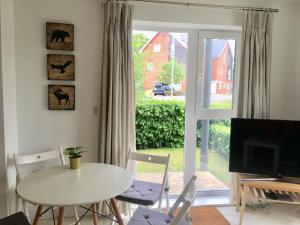AwayOnBusiness Garden Apartment near New Forest
