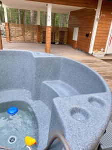 HolidayHome Kuukkelisalmi-fireplace, sauna, kota, hot tub, ski