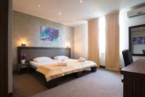 Special Offer - Suite with Jacuzzi room in Villa Mystique