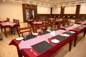 DIVINE HOTEL AND RESORTS