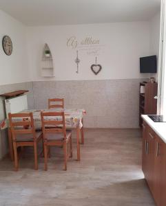 Falevél Apartmanház