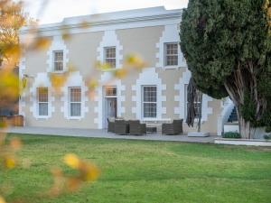 Paul René Manor House