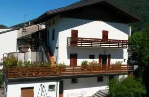 Domus Helios - 卡尔切拉尼卡阿拉戈