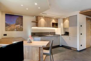 Rasia Residence Relax Stone