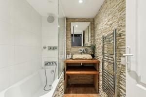 Duplex lumineux et chic près des Champs-Élysées