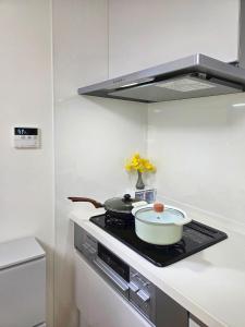 Sakura House 3rd Floor of Tsutenkaku, Osaka Accommodates up to 10 people