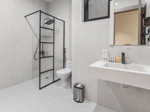 لباسا لشقق المخدومة