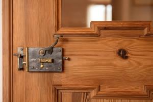 Hofer Hitt Rooms Apartments