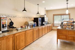 Country Inn & Suites by Radisson, Davenport - Quad Cities