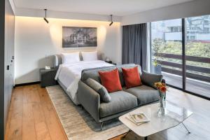 Amberes 64, an Ascend Collection Hotel