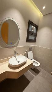 شقة سكنية فندقية بثلاث غرف