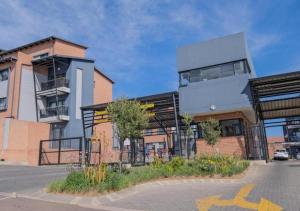 Waterfall Ridge Professional Apartment