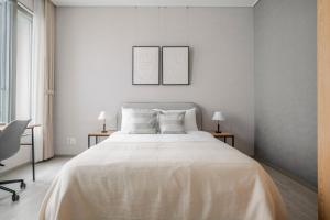 Blueground Sungin city view nr Gyeongbokgung SEL-63