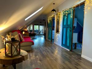 Leśniczówka na Kaszubach - Apartament do 12 osób, balia na wyłączność