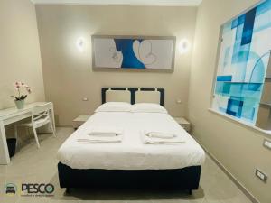 Pesco Rooms Marineo