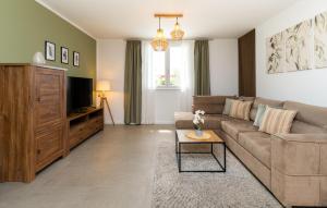 Gorgeous Home In Labin With Wifi